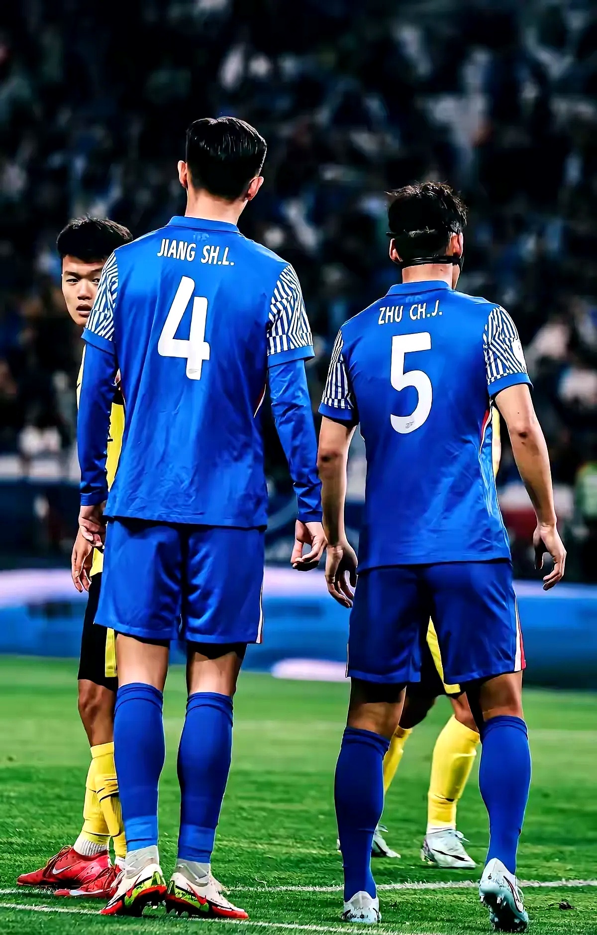 上海申花发布备战花絮，关键时刻手感冰凉，葡超任务艰巨，更衣室氛围转暖 -hth体育平台