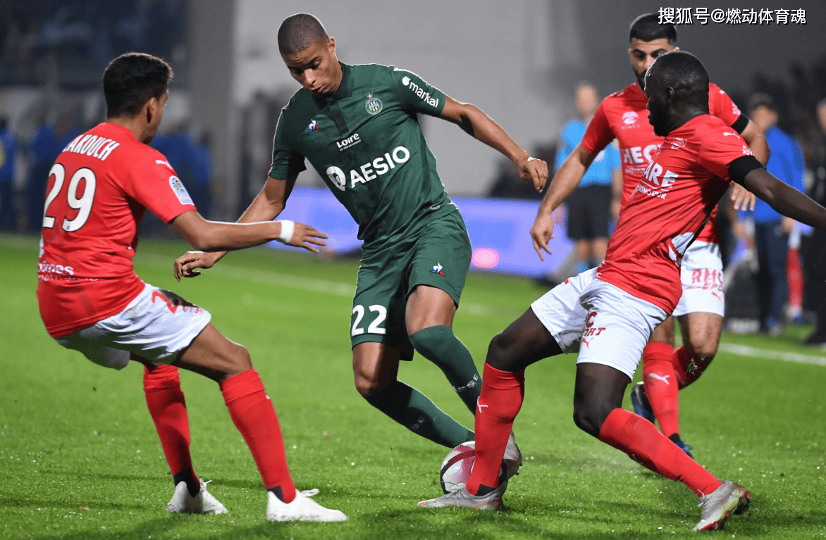 这也行？集结日阿贾克斯调整名单以备荷甲克里夫兰骑士状态回暖备战欧联，赛前曼城备战葡超的简单介绍